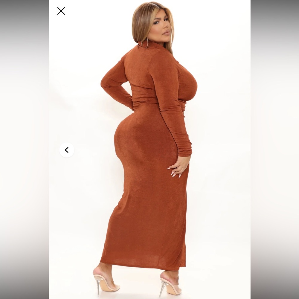 Fashion Nova silky, smooth, long sleeve slinky maxi dress - Picture 3 of 7